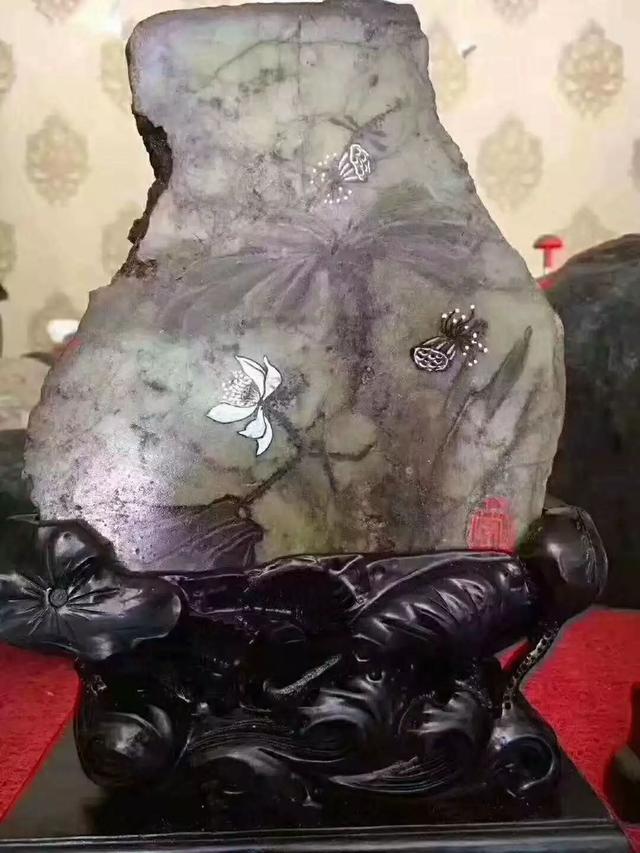 翡翠原石怎么自己开窗切割翡翠原石-第1张图片-翡翠网 翡翠原石怎么自己开窗切割翡翠原石-第1张图片-翡翠网