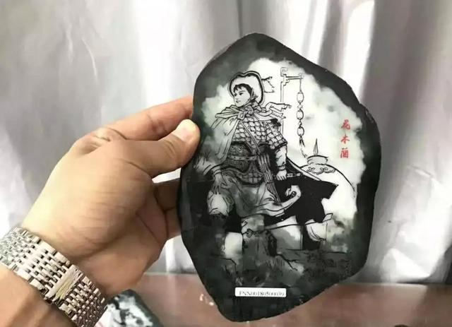 翡翠原石怎么自己开窗切割翡翠原石-第7张图片-翡翠网 翡翠原石怎么自己开窗切割翡翠原石-第7张图片-翡翠网