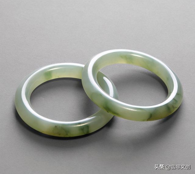 关于翡翠原石的瞒与秧的知识翡翠原石叫什么-第1张图片-翡翠网 关于翡翠原石的瞒与秧的知识翡翠原石叫什么-第1张图片-翡翠网