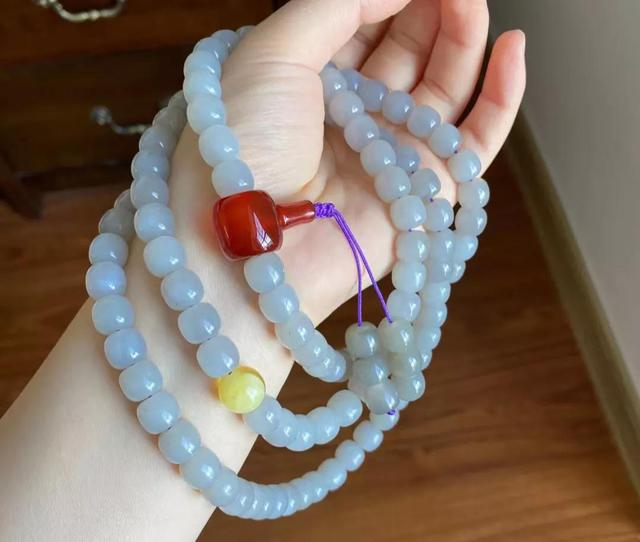 翡翠加宽手镯的简单介绍-第3张图片-翡翠网 翡翠加宽手镯的简单介绍-第3张图片-翡翠网