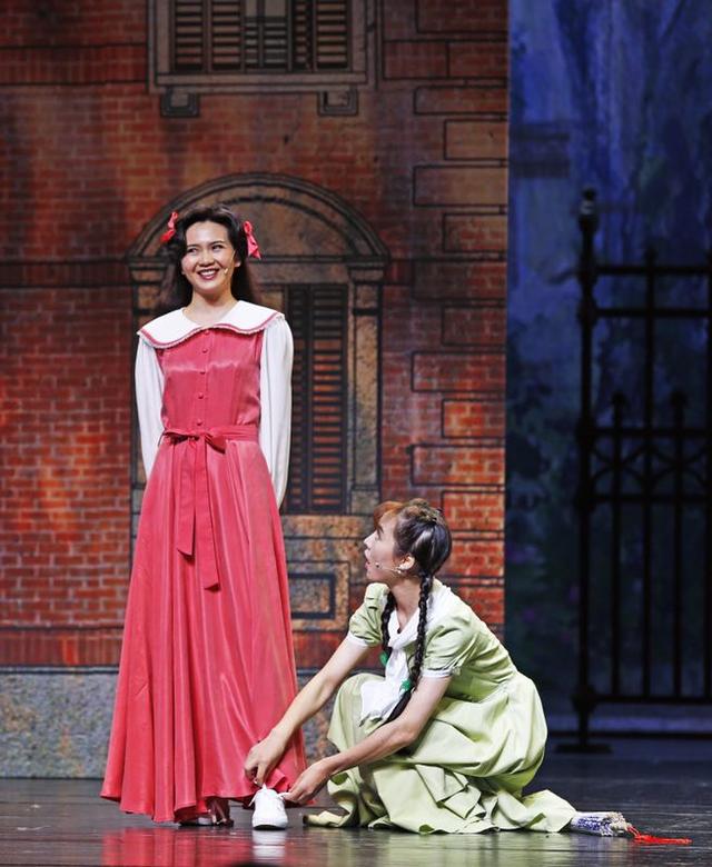 糯冰种翡翠手镯值钱吗上海冰雪翡翠手镯-第3张图片-翡翠网 糯冰种翡翠手镯值钱吗上海冰雪翡翠手镯-第3张图片-翡翠网