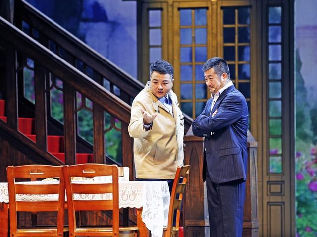 糯冰种翡翠手镯值钱吗上海冰雪翡翠手镯-第8张图片-翡翠网 糯冰种翡翠手镯值钱吗上海冰雪翡翠手镯-第8张图片-翡翠网