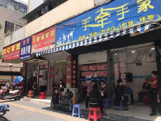 鑫隆翡翠手镯批发的简单介绍-第1张图片-翡翠网 鑫隆翡翠手镯批发的简单介绍-第1张图片-翡翠网