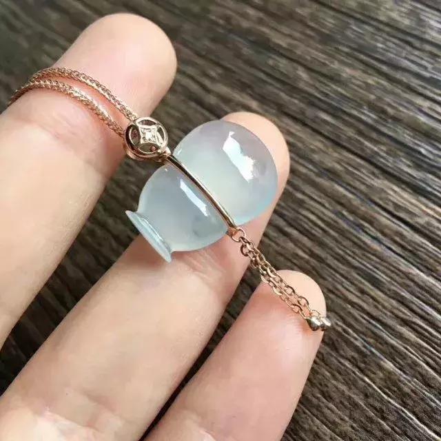 冰种翡翠小佛价格的简单介绍-第6张图片-翡翠网 冰种翡翠小佛价格的简单介绍-第6张图片-翡翠网