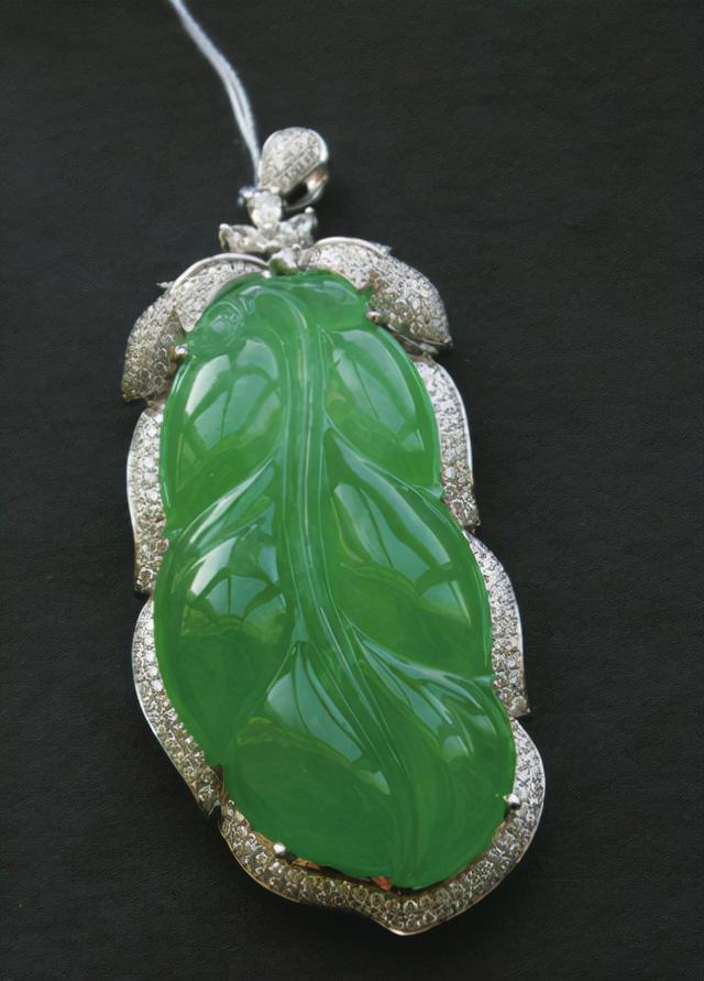 翡翠和玉的区别绿翠翡翠知识-第1张图片-翡翠网 翡翠和玉的区别绿翠翡翠知识-第1张图片-翡翠网