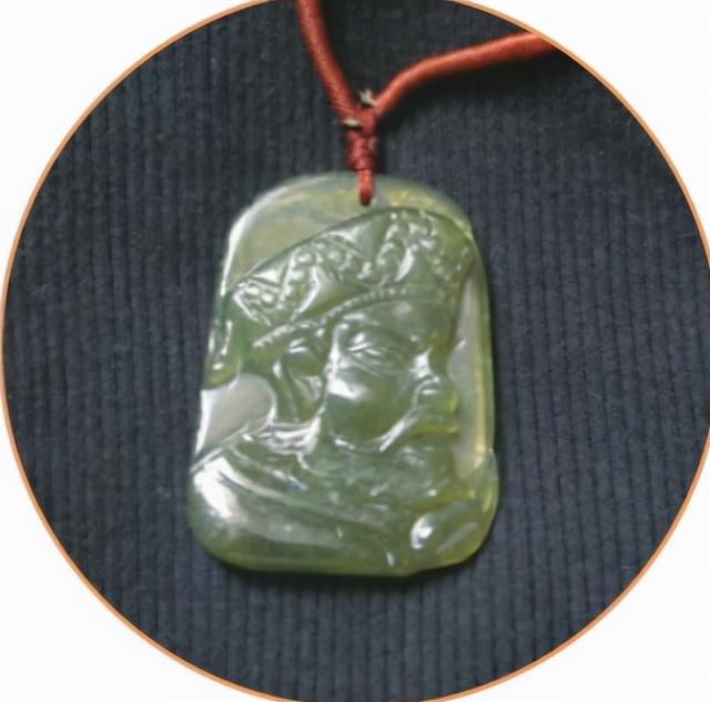 翡翠和玉的区别绿翠翡翠知识-第4张图片-翡翠网 翡翠和玉的区别绿翠翡翠知识-第4张图片-翡翠网