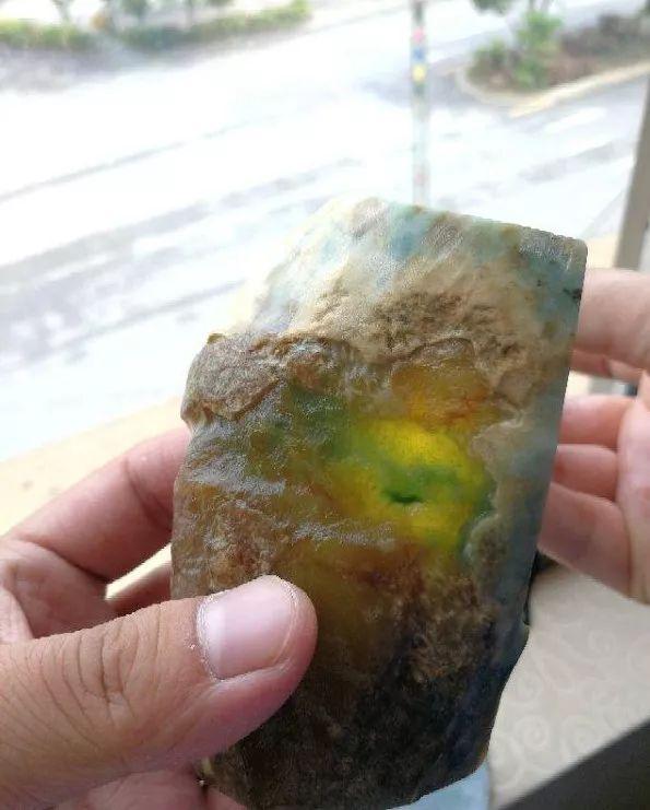 翡翠原石去皮抛光哪里加翡翠原石加v视频-第7张图片-翡翠网 翡翠原石去皮抛光哪里加翡翠原石加v视频-第7张图片-翡翠网