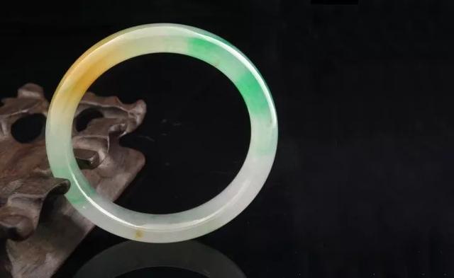 翡翠原石去皮抛光哪里加翡翠原石加v视频-第16张图片-翡翠网 翡翠原石去皮抛光哪里加翡翠原石加v视频-第16张图片-翡翠网