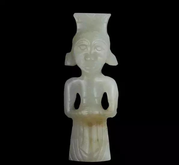 清代老翡翠玉币价格清朝翡翠价格-第21张图片-翡翠网 清代老翡翠玉币价格清朝翡翠价格-第21张图片-翡翠网