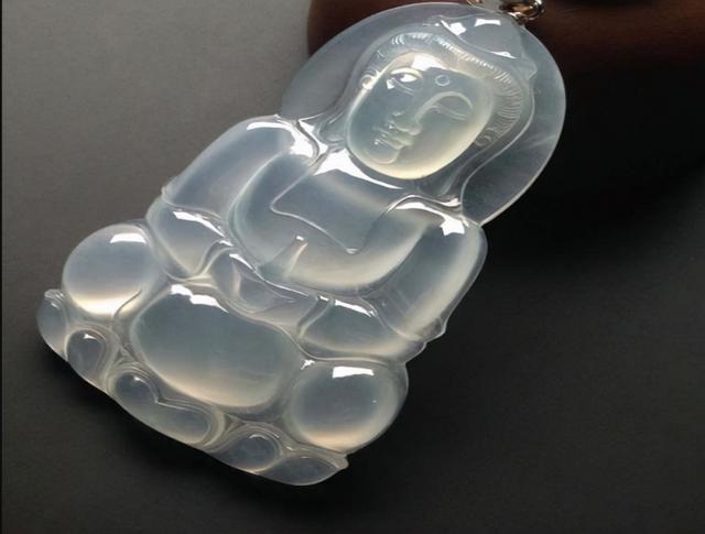 糯种翡翠吊坠价格什么是糯种翡翠-第7张图片-翡翠网 糯种翡翠吊坠价格什么是糯种翡翠-第7张图片-翡翠网