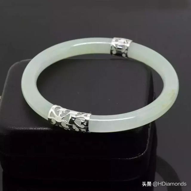 翡翠手镯4000砸坏翡翠手镯视频-第14张图片-翡翠网