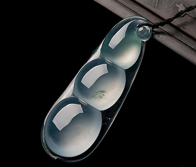 翡翠花件吊坠镶嵌图片大全,翡翠知识花件-第3张图片-翡翠网 翡翠花件吊坠镶嵌图片大全,翡翠知识花件-第3张图片-翡翠网