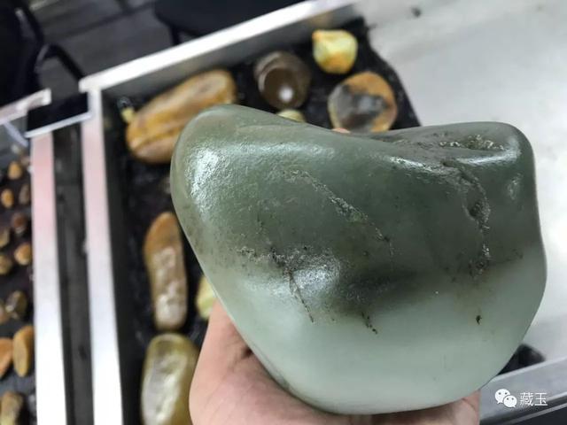 翡翠原石白玉买和田玉原石-第5张图片-翡翠网 翡翠原石白玉买和田玉原石-第5张图片-翡翠网