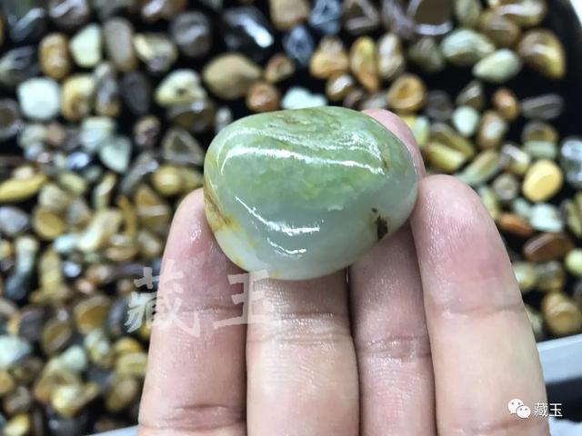 翡翠原石白玉买和田玉原石-第9张图片-翡翠网 翡翠原石白玉买和田玉原石-第9张图片-翡翠网