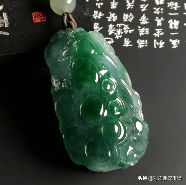 翡翠工艺知识大全什么是好翡翠-第1张图片-翡翠网 翡翠工艺知识大全什么是好翡翠-第1张图片-翡翠网