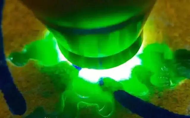 关于木那绿翡翠手镯的信息-第4张图片-翡翠网 关于木那绿翡翠手镯的信息-第4张图片-翡翠网