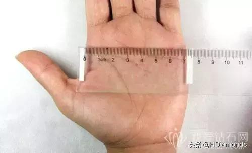 关于翡翠手镯测量方法的信息-第7张图片-翡翠网 关于翡翠手镯测量方法的信息-第7张图片-翡翠网