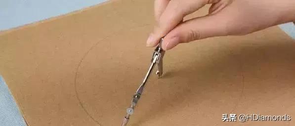 关于翡翠手镯测量方法的信息-第9张图片-翡翠网 关于翡翠手镯测量方法的信息-第9张图片-翡翠网