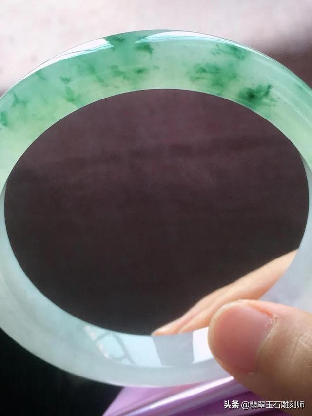 开翡翠手镯直播,翡翠镯子报价-第1张图片-翡翠网 开翡翠手镯直播,翡翠镯子报价-第1张图片-翡翠网