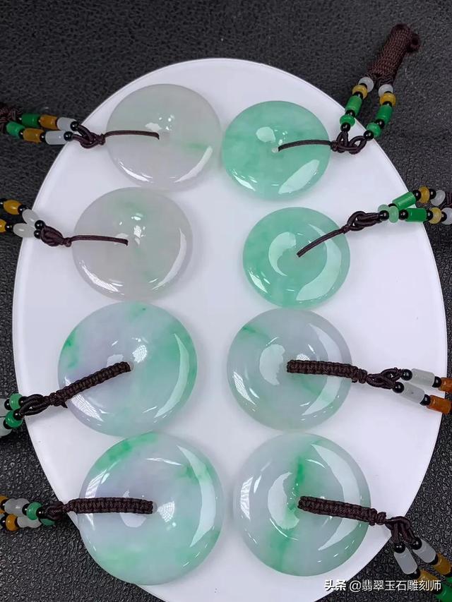 开翡翠手镯直播,翡翠镯子报价-第21张图片-翡翠网 开翡翠手镯直播,翡翠镯子报价-第21张图片-翡翠网