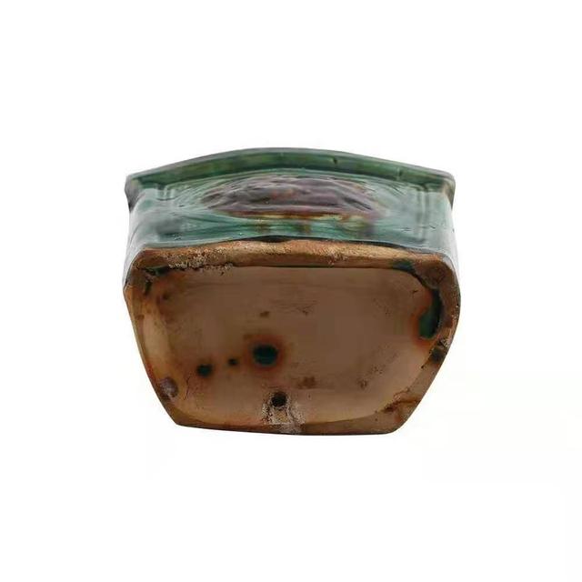 翡翠毛料原石,孔雀绿翡翠原石-第8张图片-翡翠网 翡翠毛料原石,孔雀绿翡翠原石-第8张图片-翡翠网