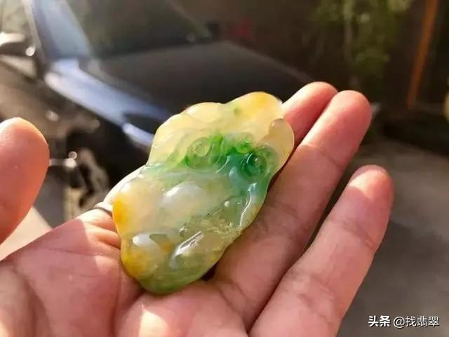 关于翡翠原石双龙戏珠的信息-第10张图片-翡翠网 关于翡翠原石双龙戏珠的信息-第10张图片-翡翠网