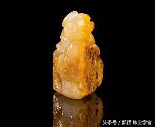 翡翠原石怎么开皮,翡翠原石蛤蟆皮-第4张图片-翡翠网 翡翠原石怎么开皮,翡翠原石蛤蟆皮-第4张图片-翡翠网