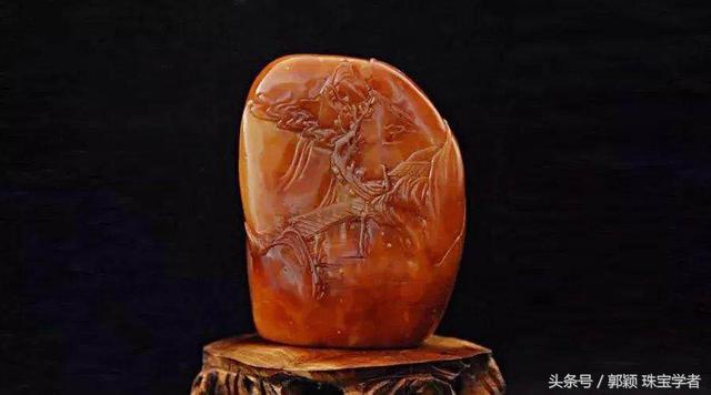 翡翠原石怎么开皮,翡翠原石蛤蟆皮-第6张图片-翡翠网 翡翠原石怎么开皮,翡翠原石蛤蟆皮-第6张图片-翡翠网