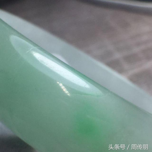 如何分辨翡翠原石是不是b货的简单介绍-第14张图片-翡翠网 如何分辨翡翠原石是不是b货的简单介绍-第14张图片-翡翠网