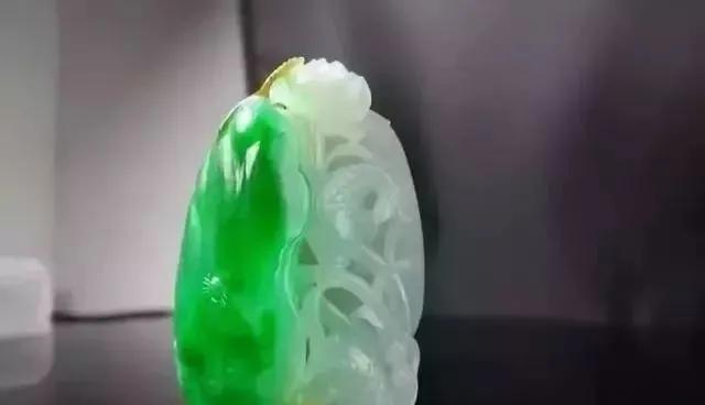 大马坎紫翡翠价格的简单介绍-第6张图片-翡翠网 大马坎紫翡翠价格的简单介绍-第6张图片-翡翠网