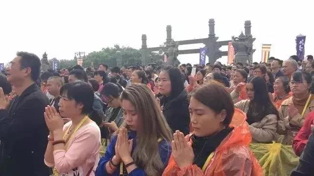 缅甸翡翠玉观音价格缅甸翡翠观音挂件-第2张图片-翡翠网 缅甸翡翠玉观音价格缅甸翡翠观音挂件-第2张图片-翡翠网