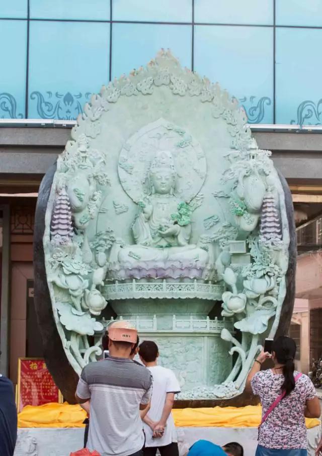 缅甸翡翠玉观音价格缅甸翡翠观音挂件-第8张图片-翡翠网 缅甸翡翠玉观音价格缅甸翡翠观音挂件-第8张图片-翡翠网