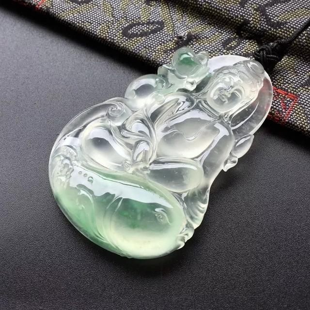 缅甸翡翠玉观音价格缅甸翡翠观音挂件-第14张图片-翡翠网 缅甸翡翠玉观音价格缅甸翡翠观音挂件-第14张图片-翡翠网