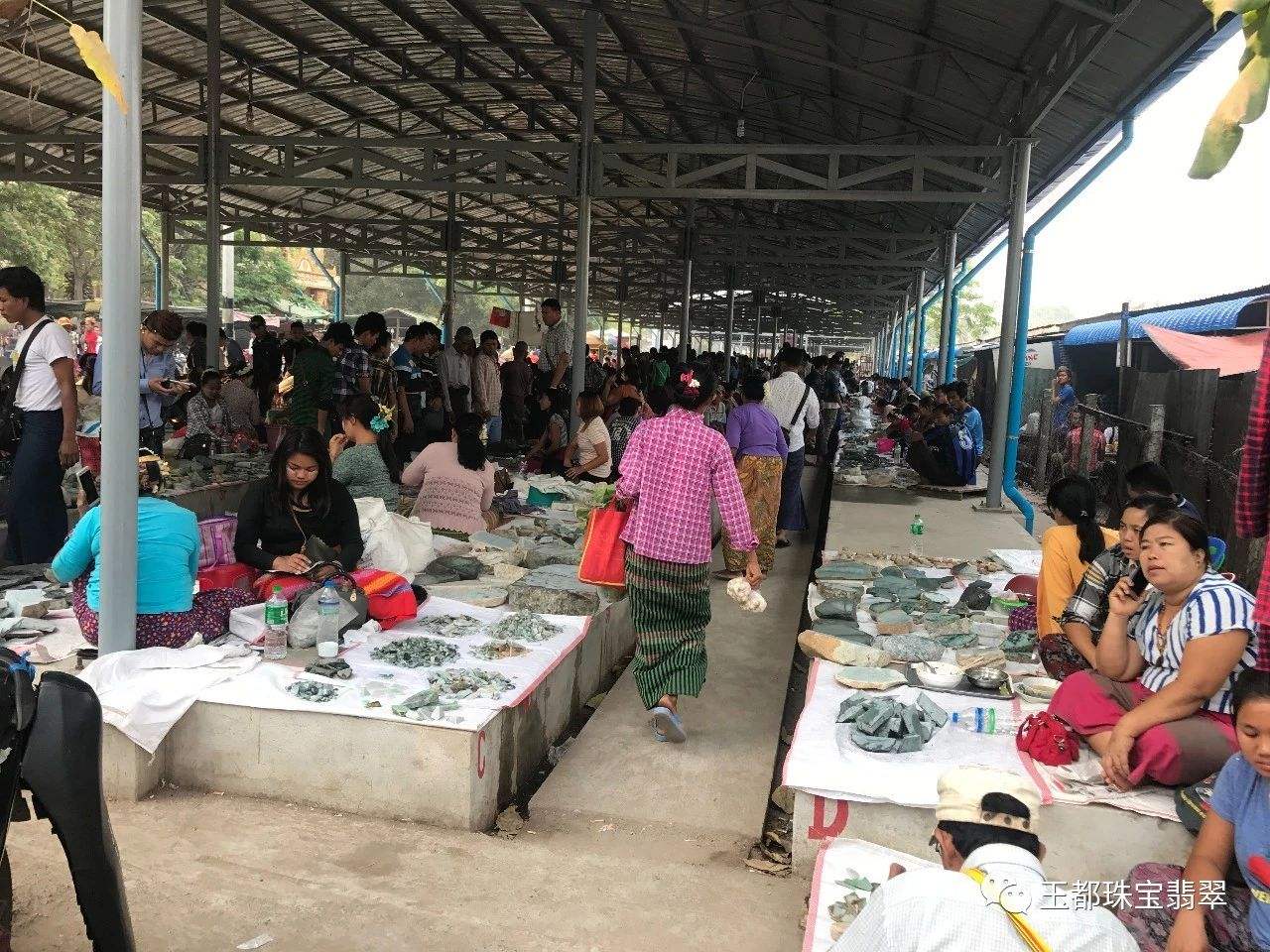 缅甸翡翠场口知识瓦城,缅甸瓦城翡翠市场-第1张图片-翡翠网 缅甸翡翠场口知识瓦城,缅甸瓦城翡翠市场-第1张图片-翡翠网