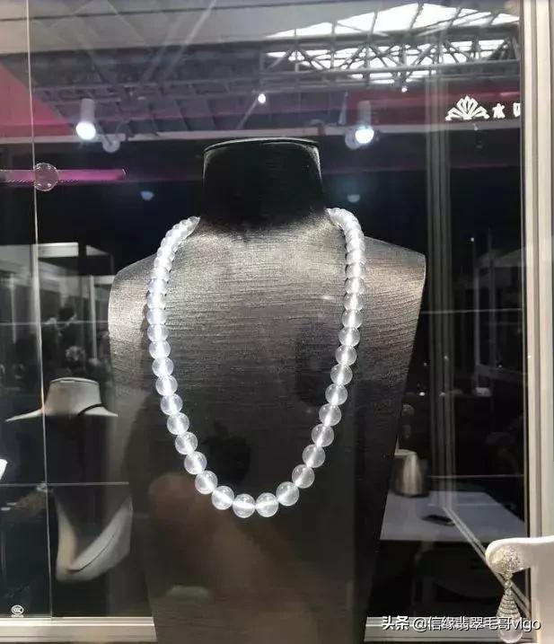 三千万以上的翡翠手镯三千多的翡翠镯子怎么样-第9张图片-翡翠网 三千万以上的翡翠手镯三千多的翡翠镯子怎么样-第9张图片-翡翠网