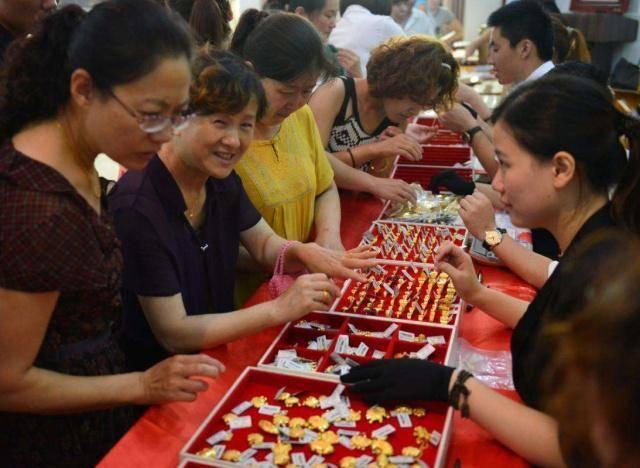 a货千足金翡翠吊坠价格足金翡翠a货挂件-第14张图片-翡翠网 a货千足金翡翠吊坠价格足金翡翠a货挂件-第14张图片-翡翠网