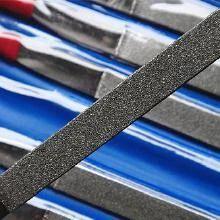 原石怎么手工去皮打磨翡翠原石怎么去皮砂纸-第7张图片-翡翠网 原石怎么手工去皮打磨翡翠原石怎么去皮砂纸-第7张图片-翡翠网