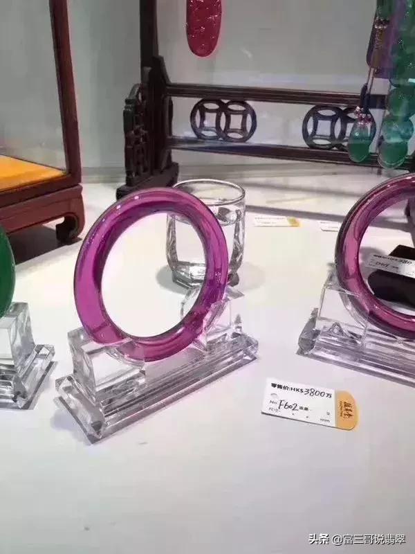 紫罗兰手镯寓意,50万的紫罗兰翡翠手镯-第7张图片-翡翠网 紫罗兰手镯寓意,50万的紫罗兰翡翠手镯-第7张图片-翡翠网