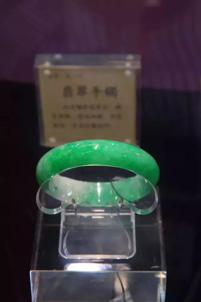 晒晒翡翠玉镯带价格晒晒我带了5年的翡翠手镯-第34张图片-翡翠网