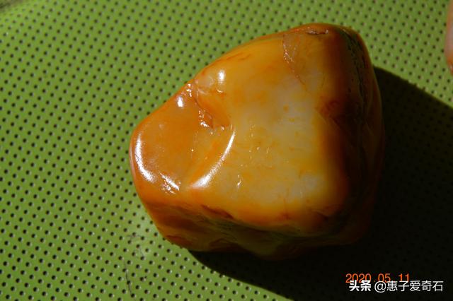 玉石毛料原石翡翠玉原石多少一克-第7张图片-翡翠网 玉石毛料原石翡翠玉原石多少一克-第7张图片-翡翠网