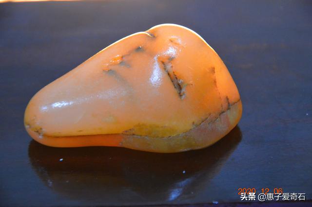 玉石毛料原石翡翠玉原石多少一克-第8张图片-翡翠网 玉石毛料原石翡翠玉原石多少一克-第8张图片-翡翠网