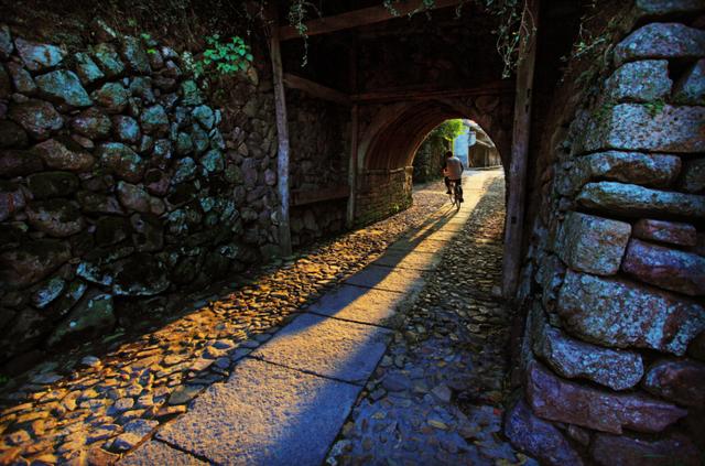 西城区缅甸翡翠原石一手货源翡翠原石价格-第9张图片-翡翠网 西城区缅甸翡翠原石一手货源翡翠原石价格-第9张图片-翡翠网