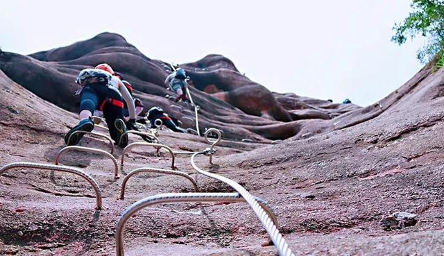 抖音很火的攀岩游戏抖音上攀爬悬崖的游戏-第5张图片-翡翠网 抖音很火的攀岩游戏抖音上攀爬悬崖的游戏-第5张图片-翡翠网