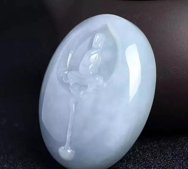 翡翠的种水色怎么辨别翡翠文化翡翠知识什么是种水色-第6张图片-翡翠网 翡翠的种水色怎么辨别翡翠文化翡翠知识什么是种水色-第6张图片-翡翠网