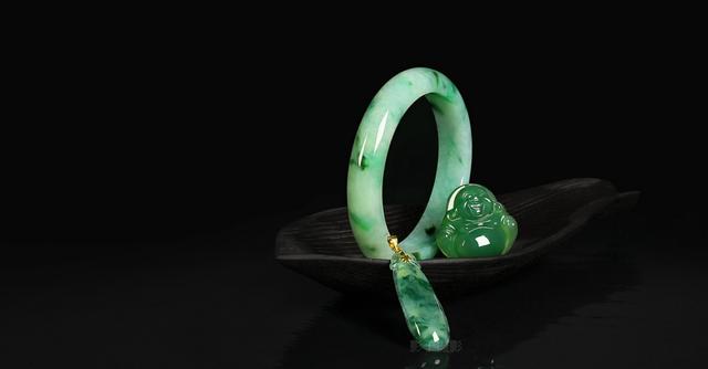 翡翠的市场价翡翠的零售价格与批发价-第1张图片-翡翠网