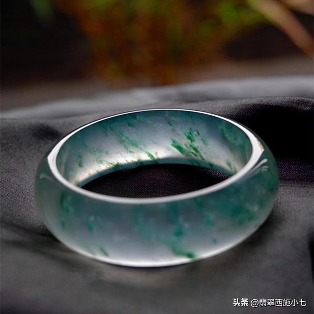 翡翠分类价格翡翠的等级和价格-第1张图片-翡翠网 翡翠分类价格翡翠的等级和价格-第1张图片-翡翠网