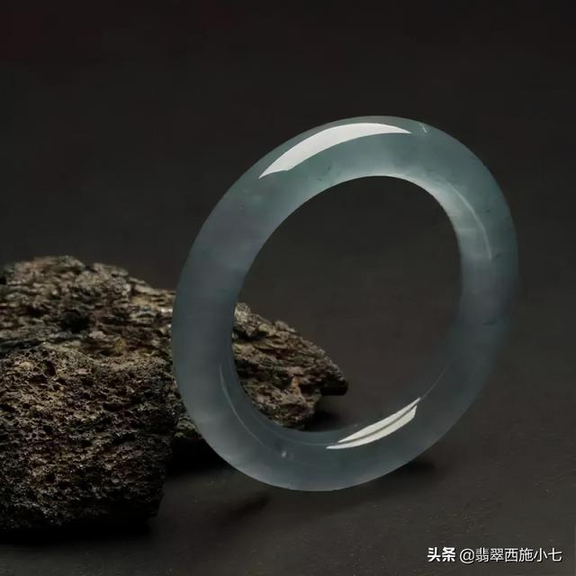 翡翠分类价格翡翠的等级和价格-第5张图片-翡翠网 翡翠分类价格翡翠的等级和价格-第5张图片-翡翠网