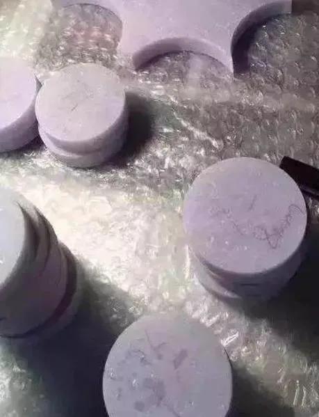 翡翠原石批发极品冰紫翡翠原石-第3张图片-翡翠网 翡翠原石批发极品冰紫翡翠原石-第3张图片-翡翠网