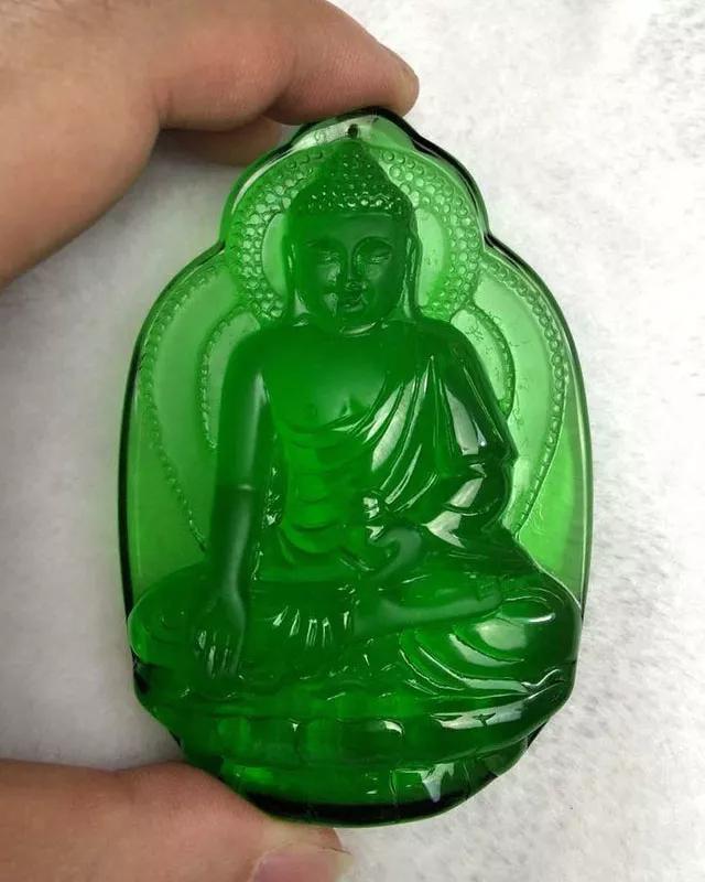 夜市400元翡翠原石图的简单介绍-第14张图片-翡翠网 夜市400元翡翠原石图的简单介绍-第14张图片-翡翠网