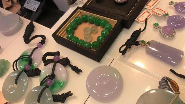 包含东营翡翠原石进货的词条-第3张图片-翡翠网